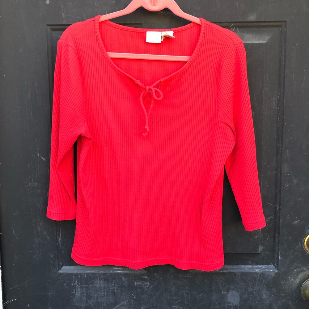 Fiorlini Int’l Women’s Red 3/4 Sleeve Sweater